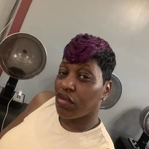 Meet your Posher, Lynnette